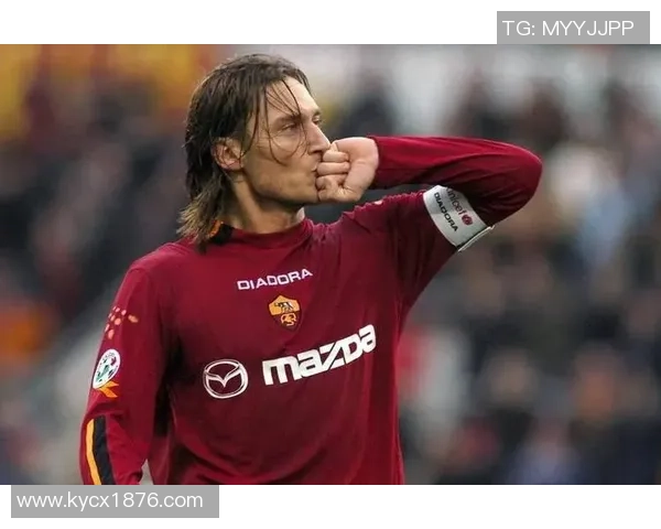 曾为足球场上闪耀星辰 盘点历史上穿12号球衣的传奇球员